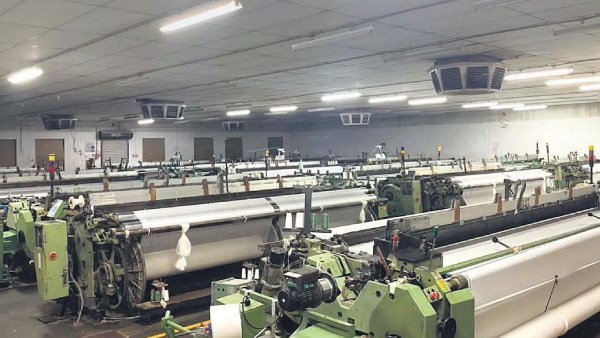  வேலையிழக்கும் அபாயம் 