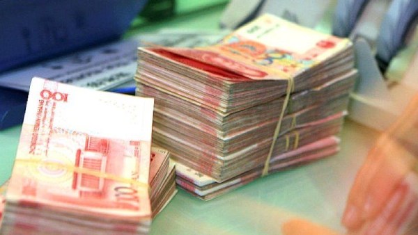 துறைமுகத்தில் பங்கு 