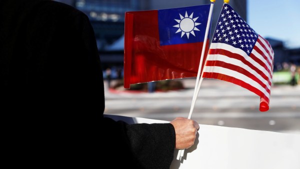 கடும் நடவடிக்கை 