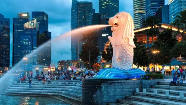 சிங்கப்பூர் 