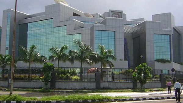  2 வீடுகளுக்கு பதிவா?