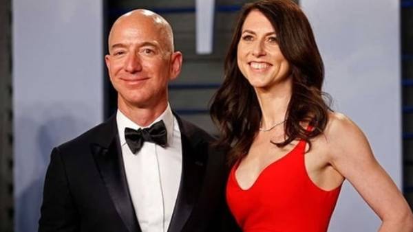 ஜெஃப் பெசோஸ் - மெக்கென்சி ஸ்காட் 