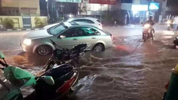 கோடீஸ்வரர்களின் வீடுகள்