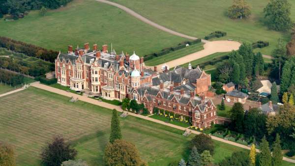 சாண்ட்ரிங்ஹாம் எஸ்டேட் 