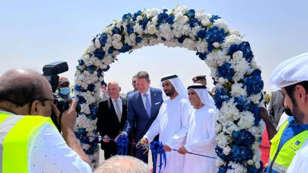 சுற்றுலா பயணிகள் 