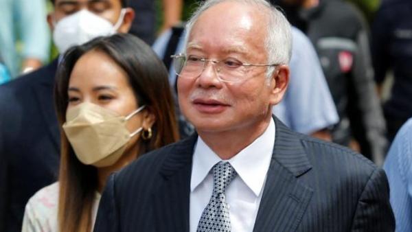 12 ஆண்டுகள் சிறை தண்டனை 