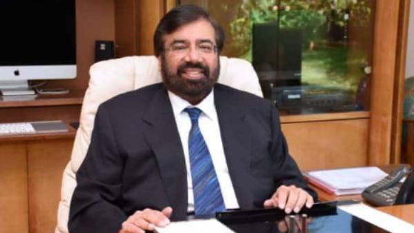  No two timing, No moonlighting 