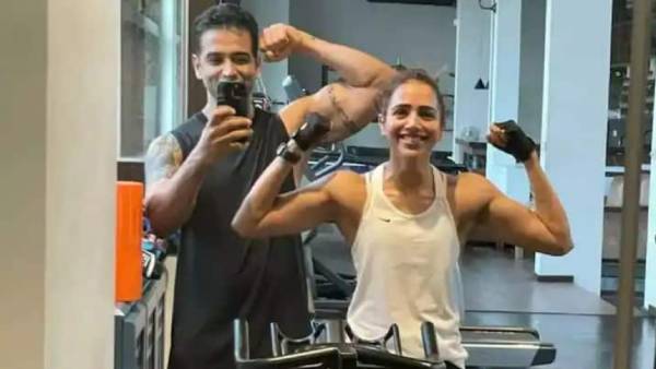 வீட்டிலிருந்து வேலை 