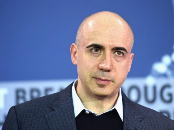 அலுவலகம் எங்கு?