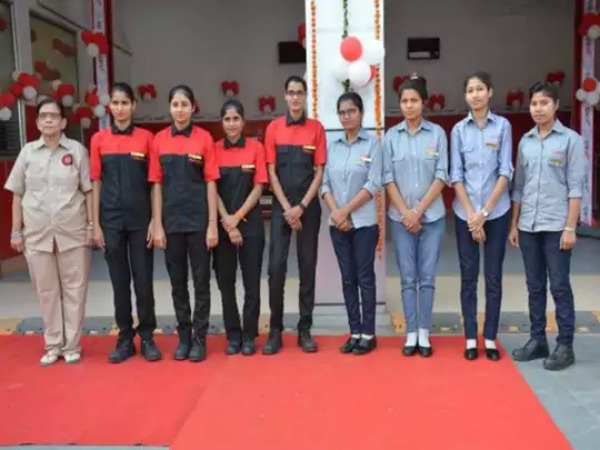 பெண்கள் 