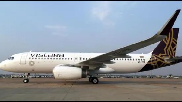 சுற்றுலா பயணிகள்