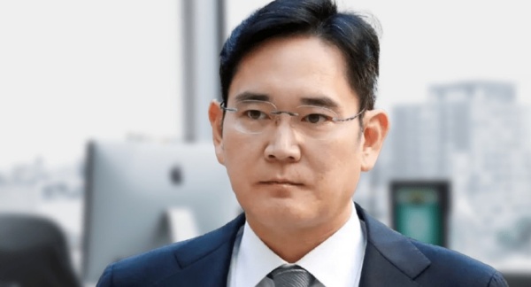 லீ-யின் நியமனம்