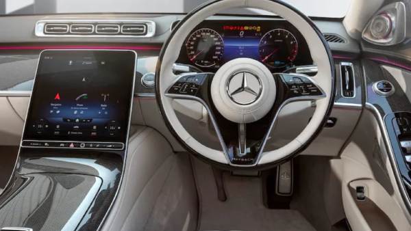  சொகுசு கார்கள் 