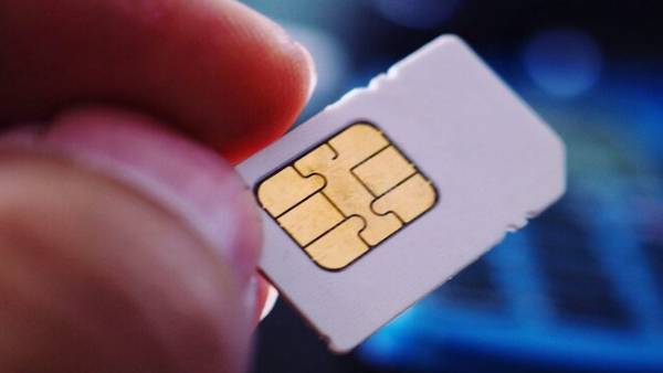 18 வயதுக்கு குறைவானர்கள் 