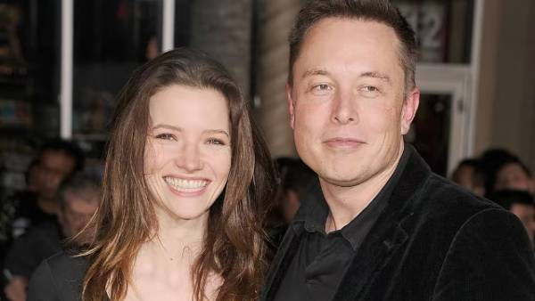 Talulah Riley வேண்டுகோள் 
