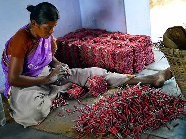 பட்டாசு ஏற்றுமதி 