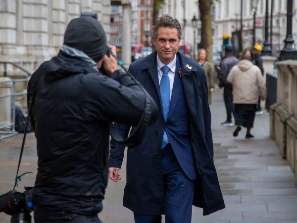 ராஜினாமா-வுக்கு ஒப்புதல் 