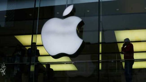 ஆப்பிள் நிறுவனத்துக்கு அடி 