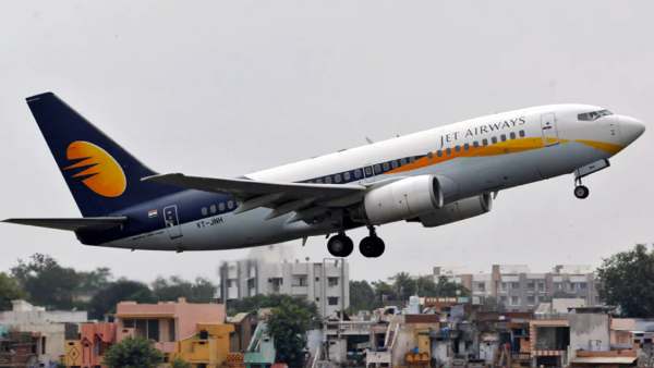 60% ஊழியர்களுக்கு விடுமுறை 