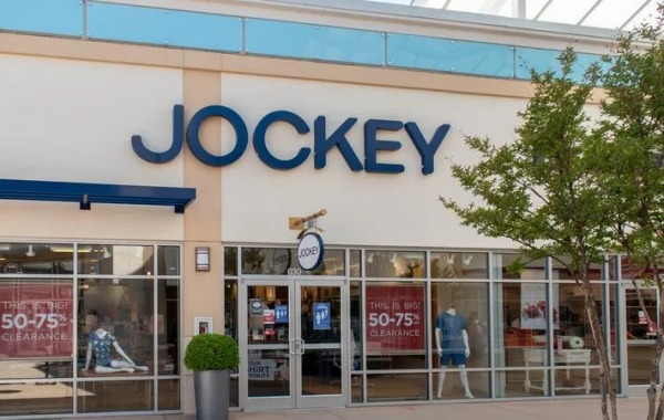 ஜாக்கி பிராண்ட் 