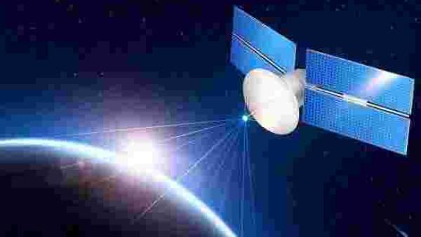 செயற்கைக்கோள் தயாரிப்பு