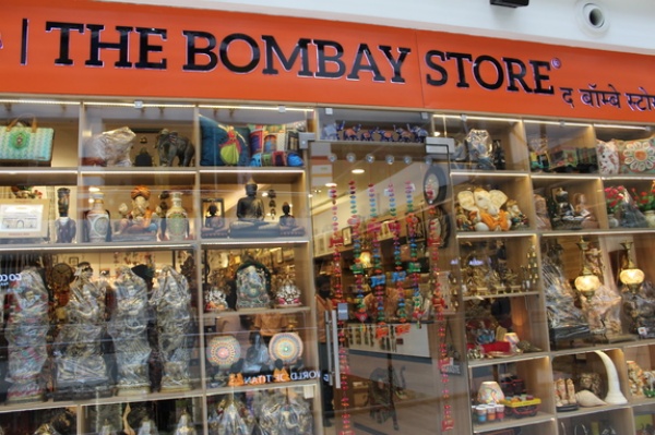 பாம்பே ஸ்டோர்