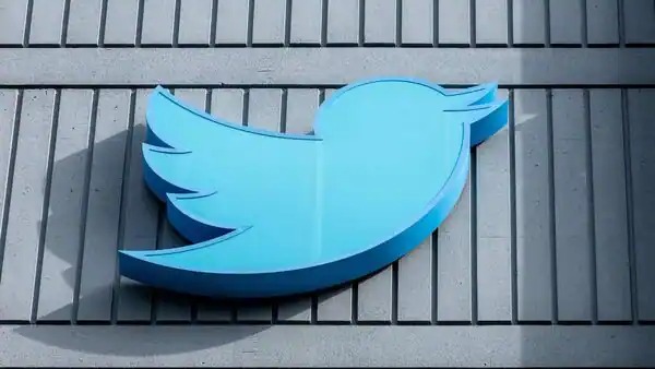 குழப்பத்திற்கு மேல் குழப்பம் 