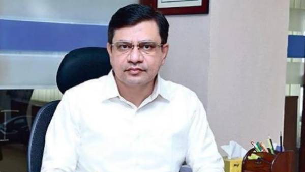 அஷ்வினி வைஷ்ணவ் 