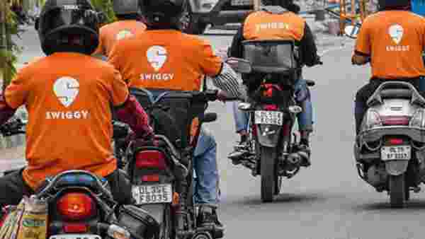 250 ஊழியர்கள் பணிநீக்கம் 