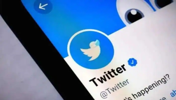 ப்ளூடிக் கட்டணம் 