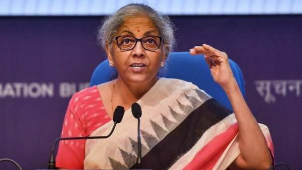 நிர்மலா சீதாராமன் 