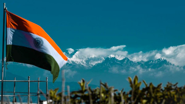 இந்தியாவுக்கு விலை எவ்வளவு? 