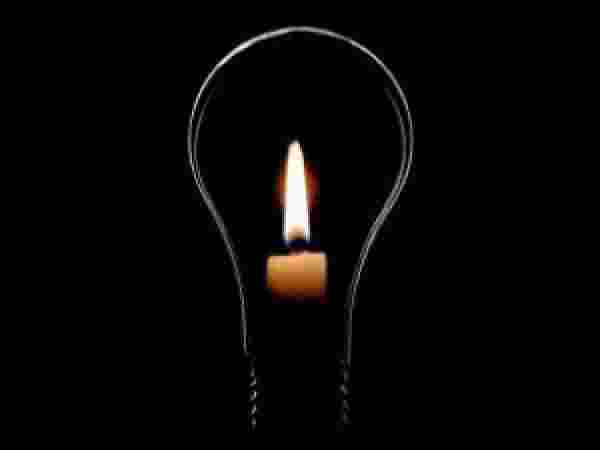 மின்வெட்டு, டாலர் தட்டுப்பாடு 