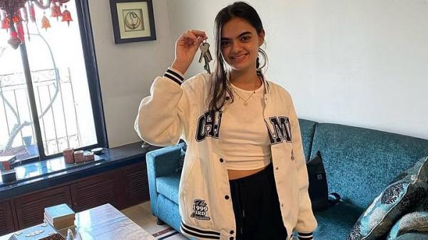 லோகந்த்வாலா வளாகம் 