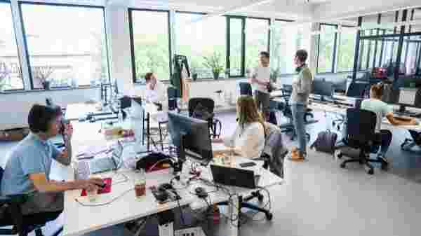 சம்பள குறைப்பு செய்யலாம் 