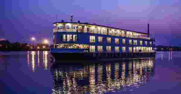 யார் இயக்கம்? 