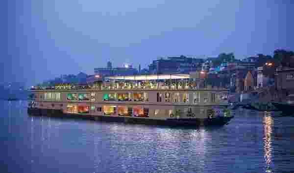 ரசிக்க பல இடங்கள் 