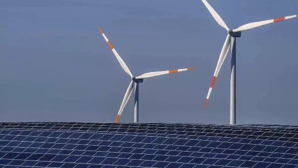 அதானி ரினியூவபிள் எனர்ஜி ஹோல்டிங் டூ 