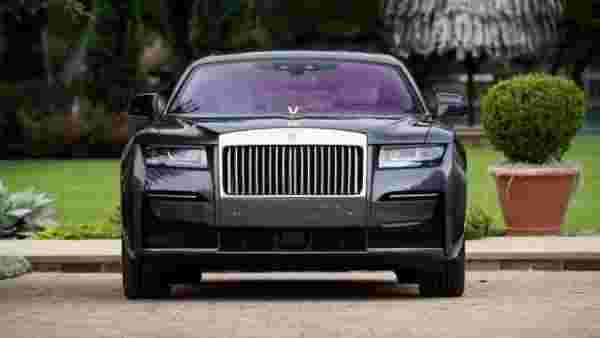 ரோல்ஸ் ராய்ஸ் ஸ்பெக்டர் 