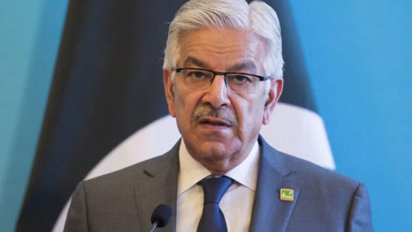 பாதுகாப்புத் துறை அமைச்சர் 