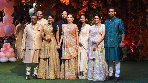 ஆனந்த் அம்பானி மற்றும் ராதிகா மெர்சண்ட்