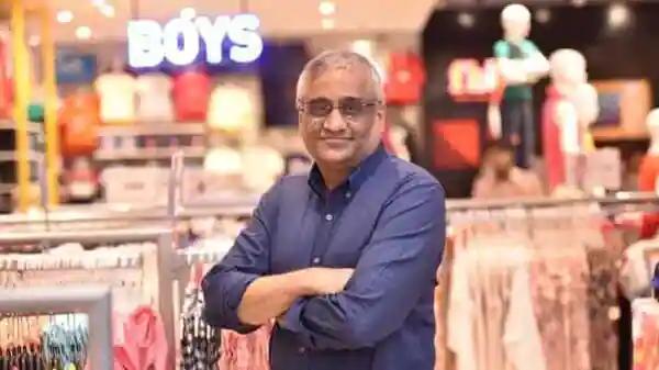 கிஷோர் பியானி 