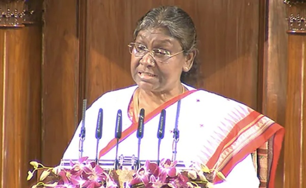 பெண் நிதியமைச்சர், பெண் குடியரசு தலைவர்