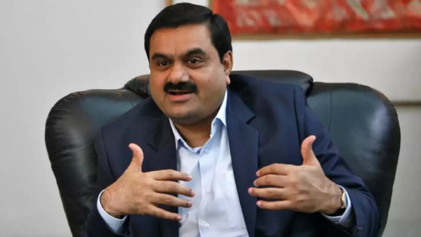 அதானி மீது குற்றச்சாட்டுகள் 