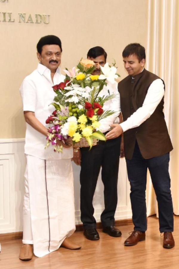 முக.ஸ்டாலின் 