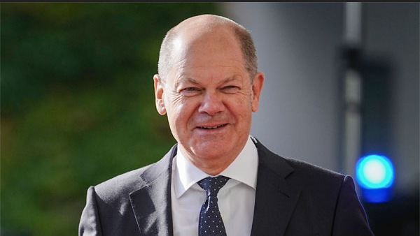 ஜெர்மனி அதிபர் ஓலாஃப் ஷோல்ஸ் 