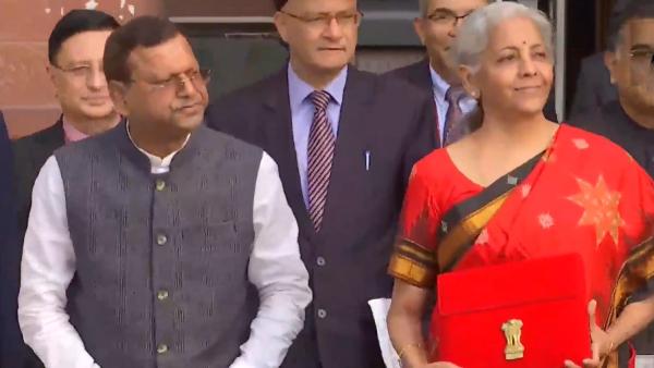 அன்னிய முதலீடுகள் வெளியேற்றம் 