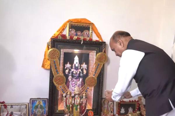  பகவத் கிஷன்ராவ் கராத் 