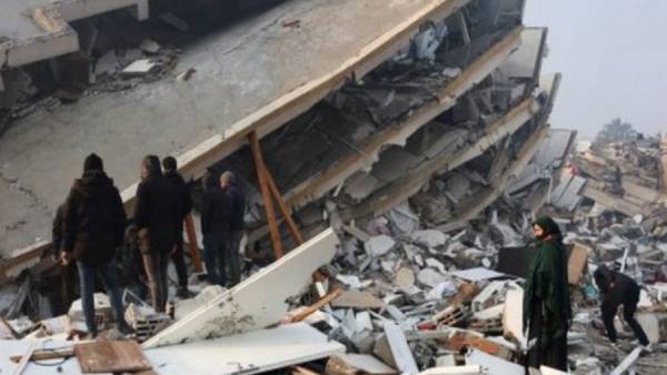 பால்ட் லைன் பாதிப்பு 