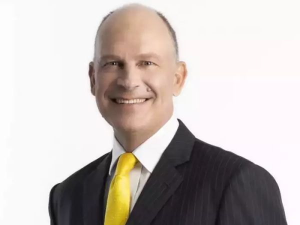 சிஇஓ காம்ப்பெல் வில்சன் 